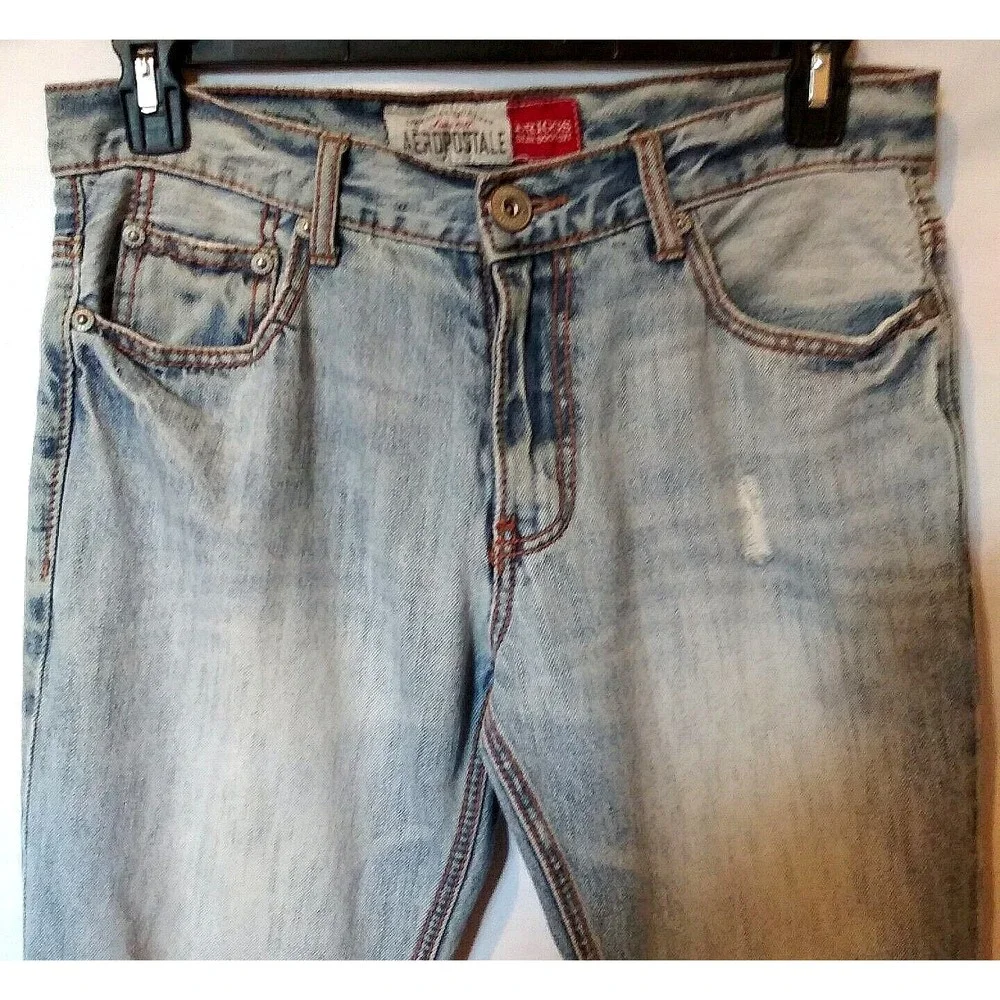 Aeropostale Distressed Driggs Slim Bootcut Mens Jeans Size 31/30 Light Blue - Picture 3 of 12